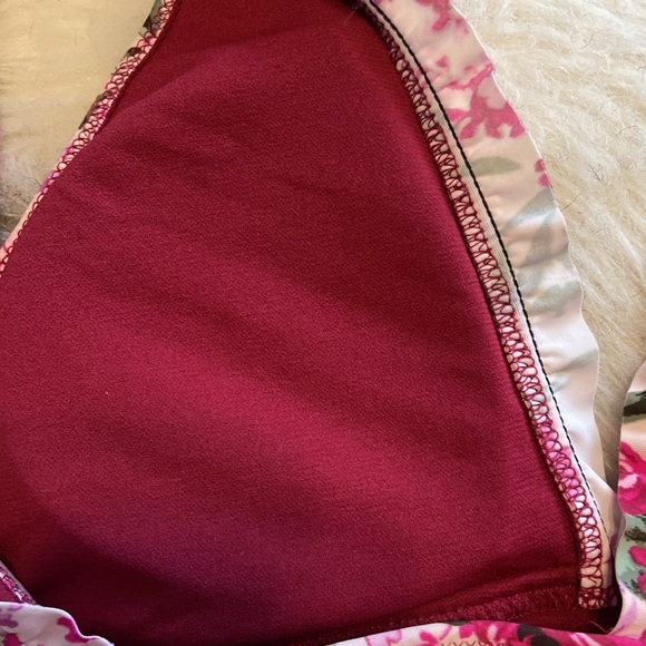 ⭐️ Mossimo Deep Red Floral Bikini Set - Picture 9 of 13